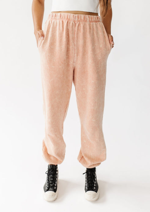 Vibe Check Washed Pant// Peach